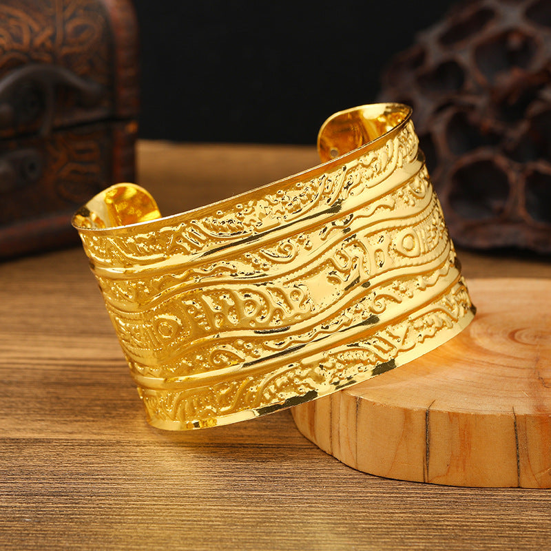 Wholesale Alien Dunhuang Gold Wide Bracelet Female Ethnic Style Bohemian Arm Dai Bracelet